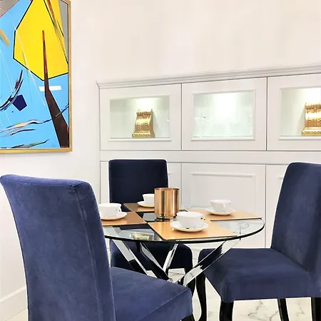 Luxury Collection Mondrian Market Square