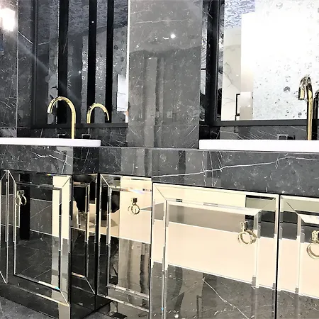 Luxury Collection Mondrian Market Square *